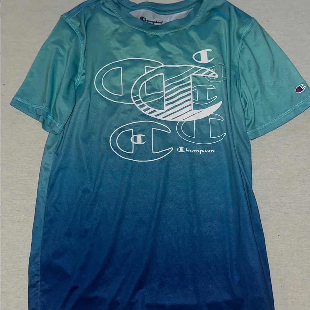 Kids Size 10/12 Champion Turquoise Performance Tee Rashguard. - Picture 1 of 3